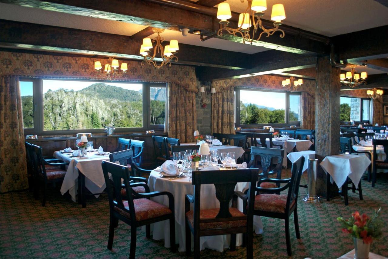 Llao Llao Resort, Golf-Spa San Carlos de Bariloche Exterior photo The dining room at the Mountain View Grand
