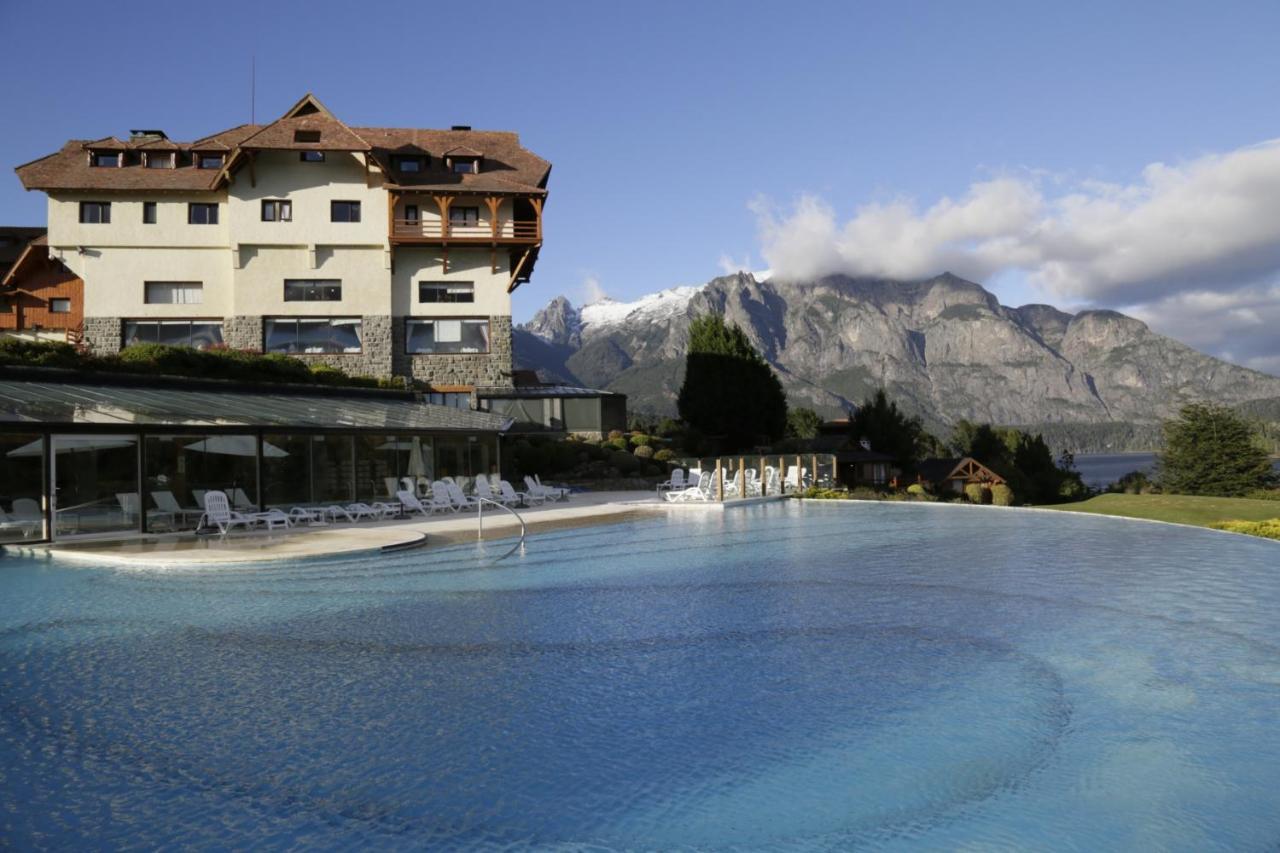 Llao Llao Resort, Golf-Spa San Carlos de Bariloche Exterior photo The swimming pool