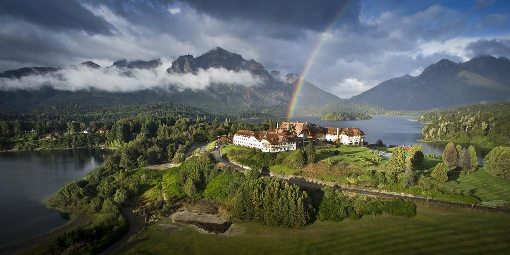 Llao Llao Resort, Golf-Spa San Carlos de Bariloche Exterior photo The hotel in 2011
